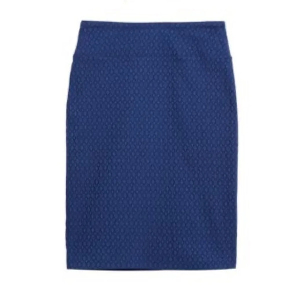 MARGARET M‎ Christiana Textured Stretchable Pencil Skirt in Navy Jacquard - Picture 2 of 7